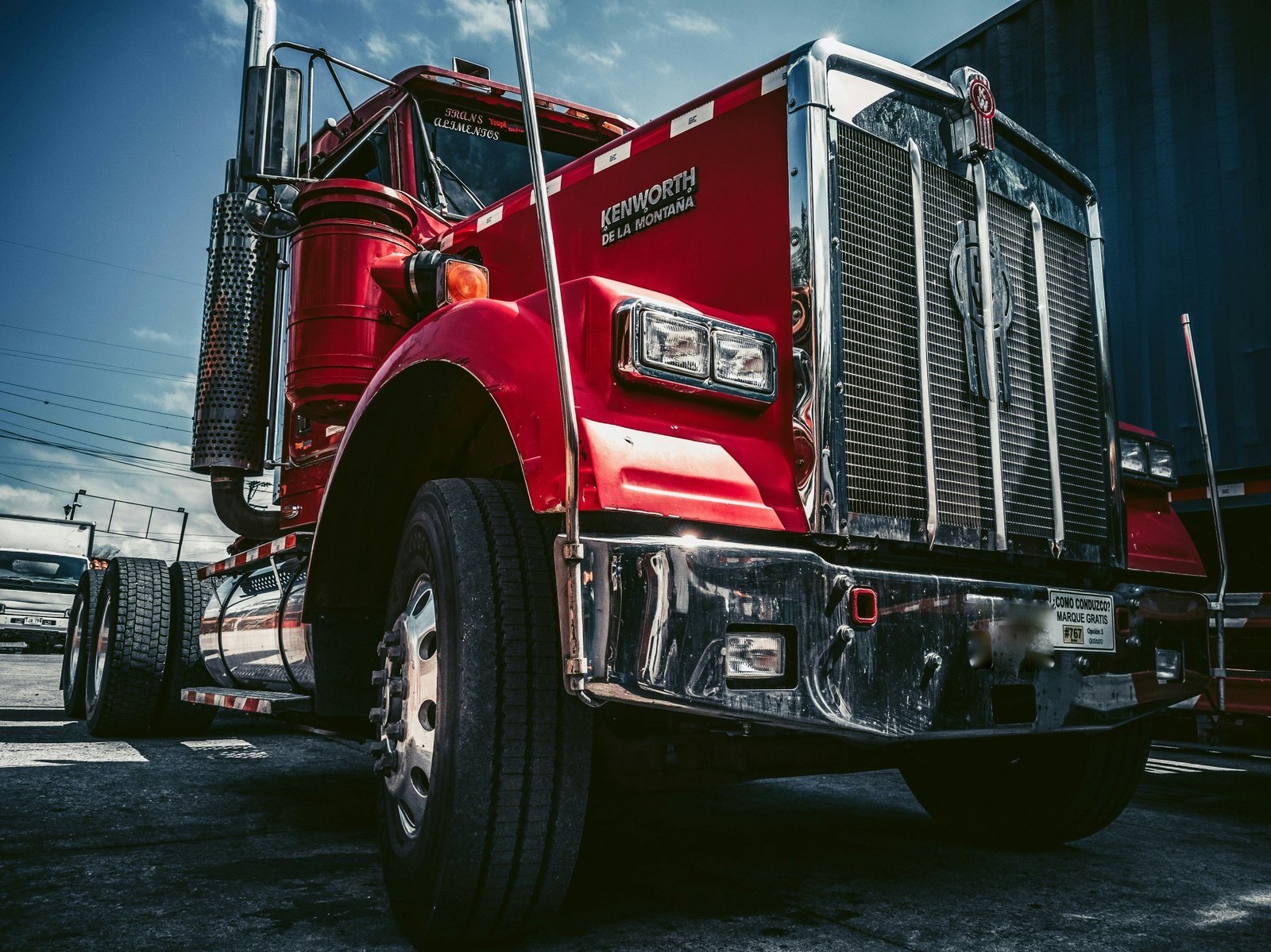 Salvage Western Star Truck to Sell
