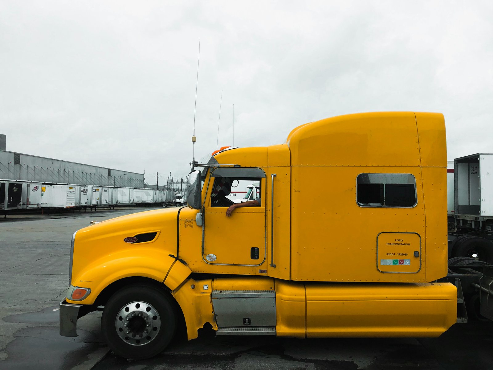 Salvage Western Star Truck to Sell